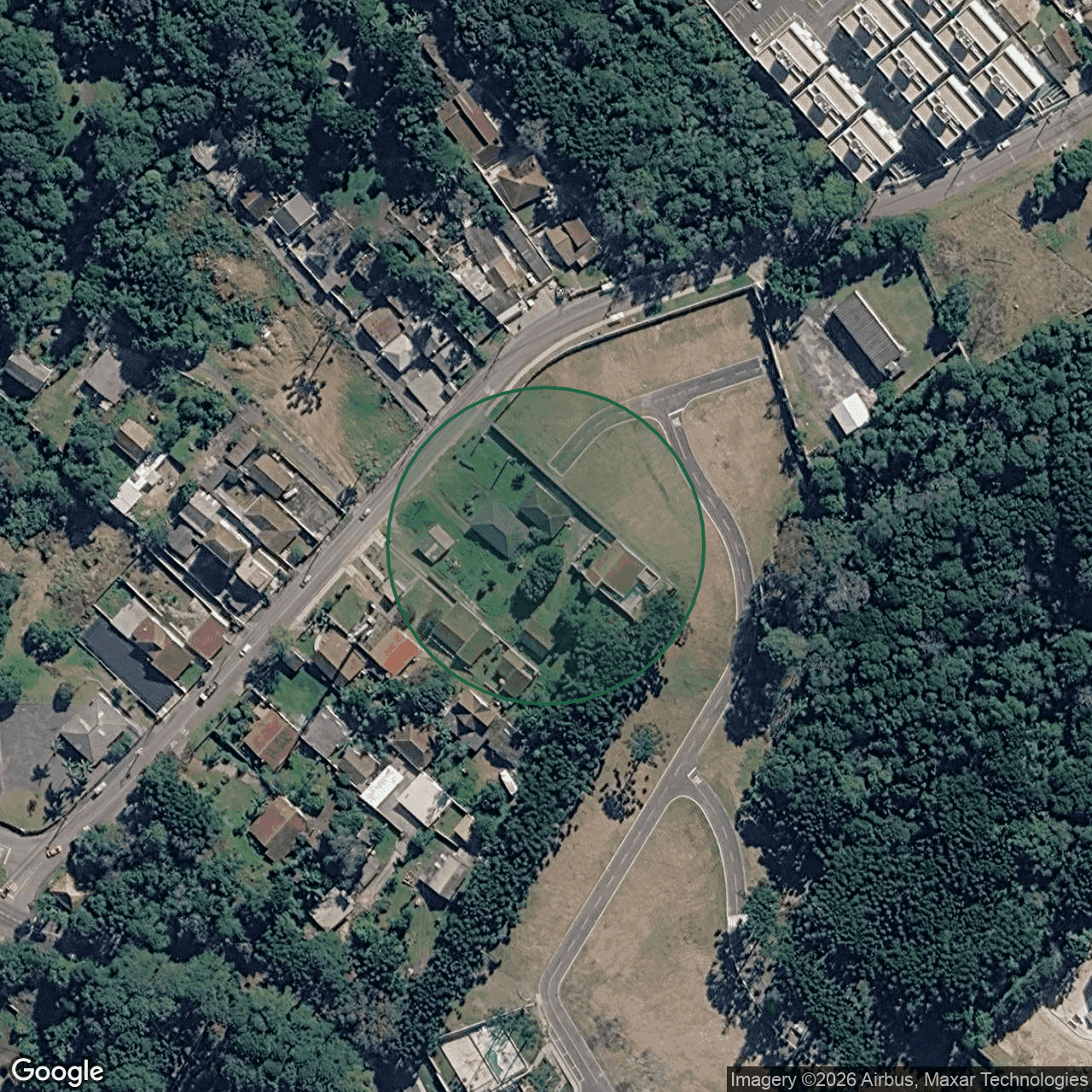Terreno em Curitiba — 3.310 m² — foto 1 de 3