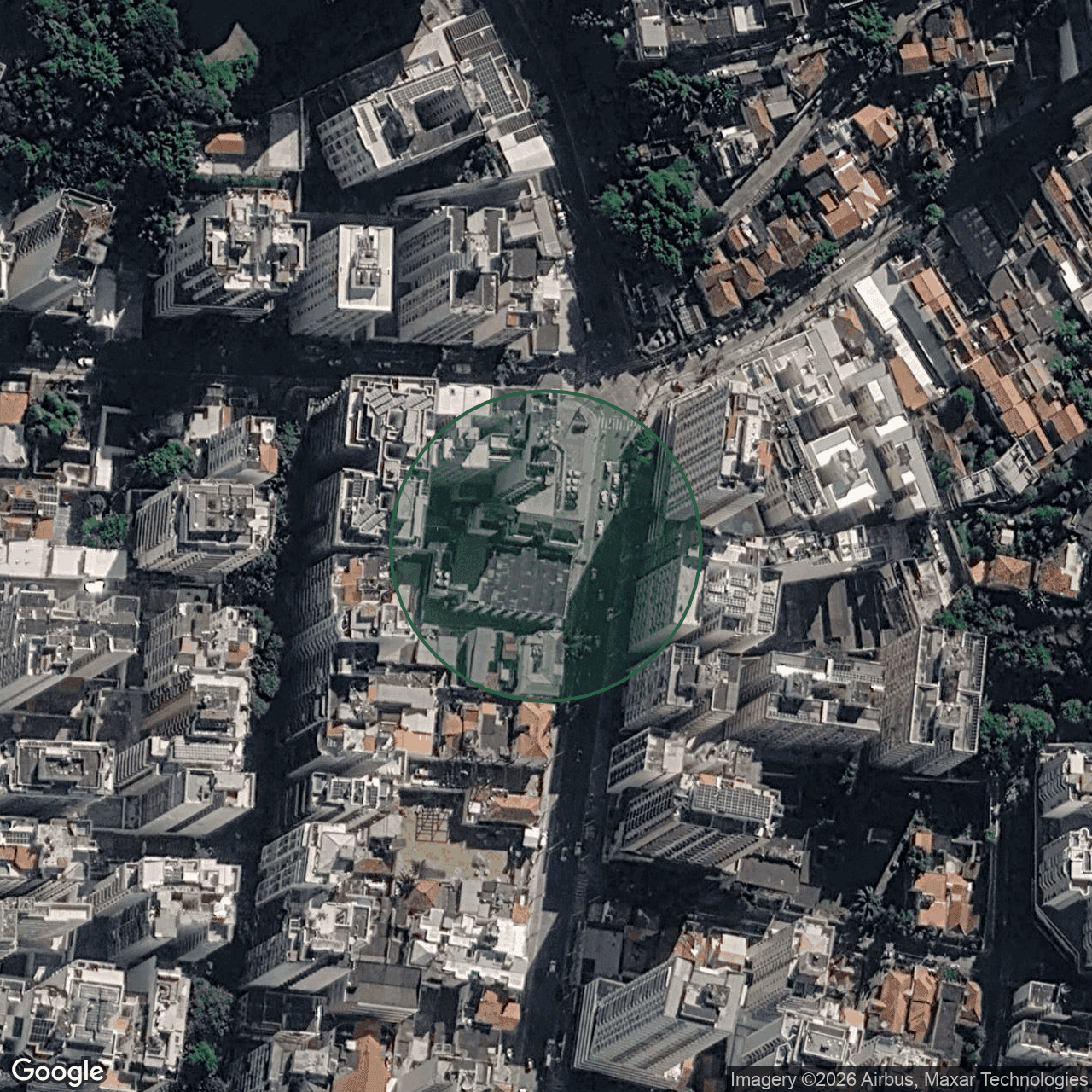 Terreno em Niterói — 2.000 m² — foto 1 de 3
