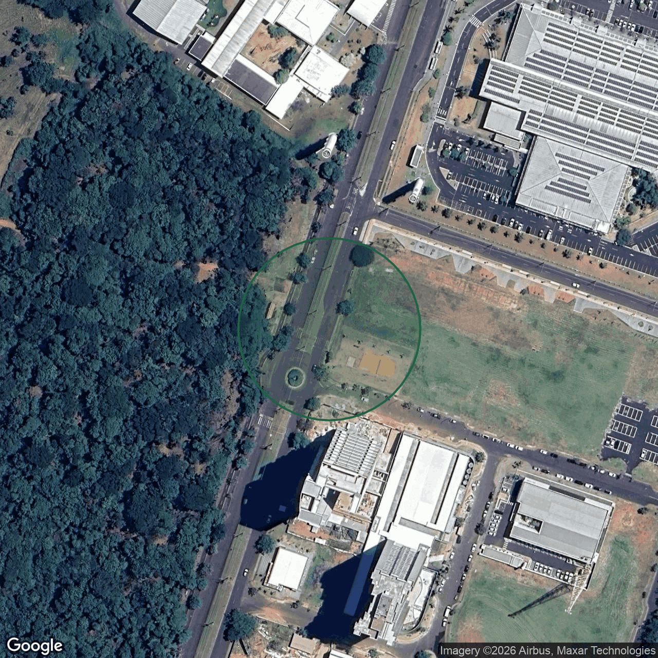 Terreno em Uberlândia — 1.747 m² — foto 1 de 3