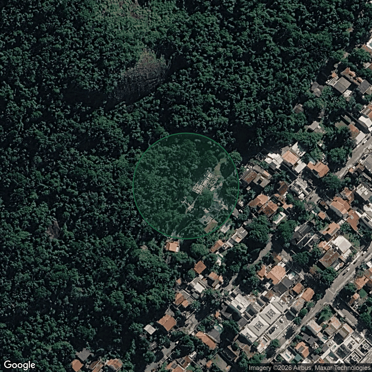 Terreno em Niterói — 8.000 m² — foto 1 de 3