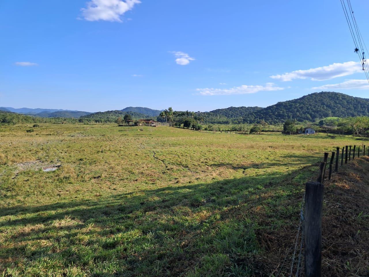 Propriedade rural em Sete Barras — 542 ha — foto 1 de 2