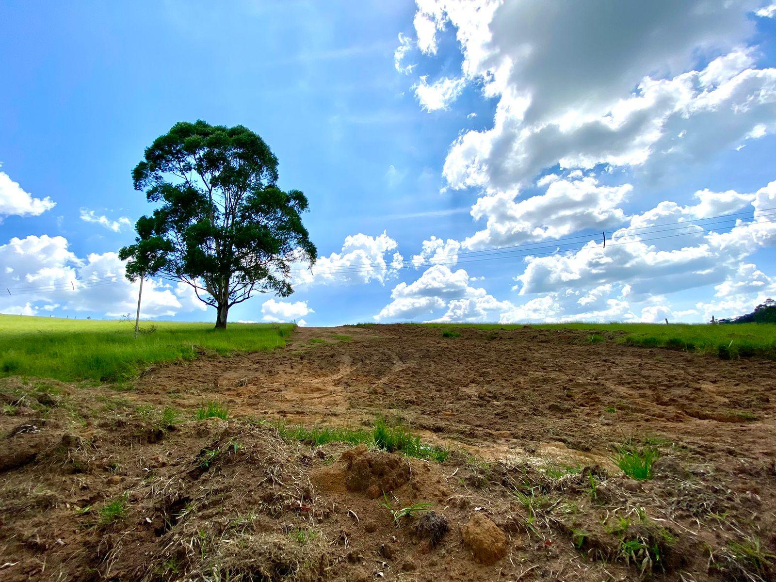 Propriedade rural em Atibaia — 1.000 m² — foto 1 de 8