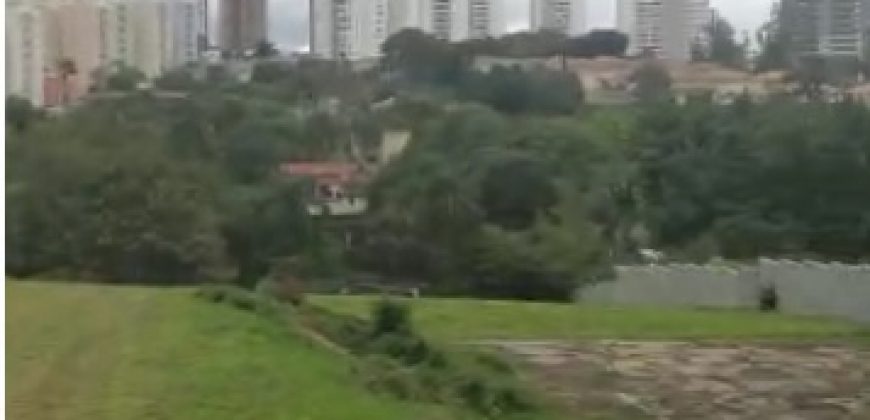 Área residencial para incorporação no Campolim